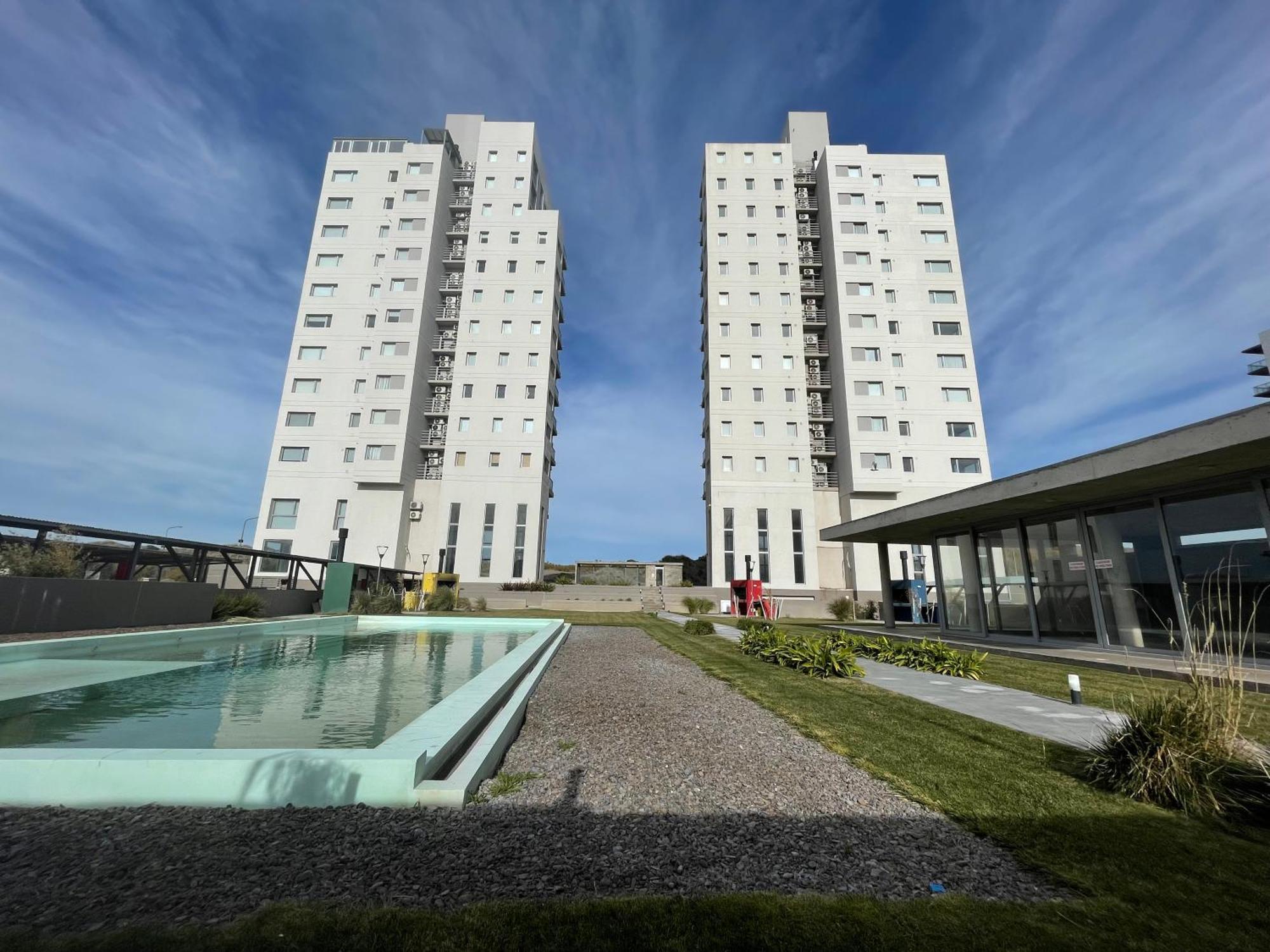 Apartment Torres Al Mar 10